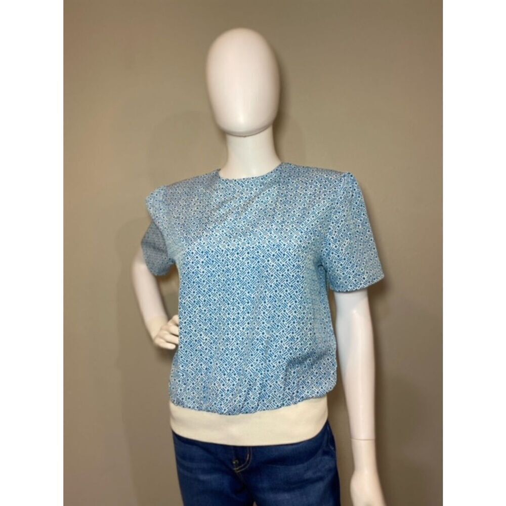 Vintage Women's Top Blue White Size 6